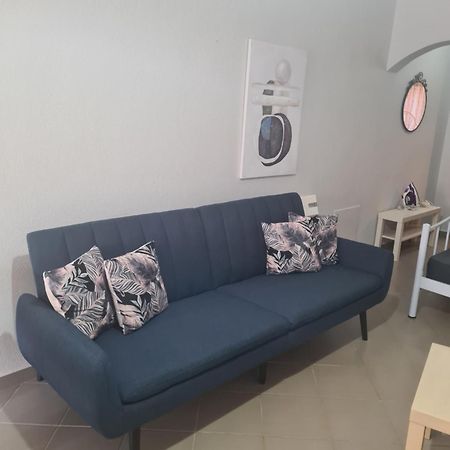 Ofrínion Makis Apartments Touzla מראה חיצוני תמונה